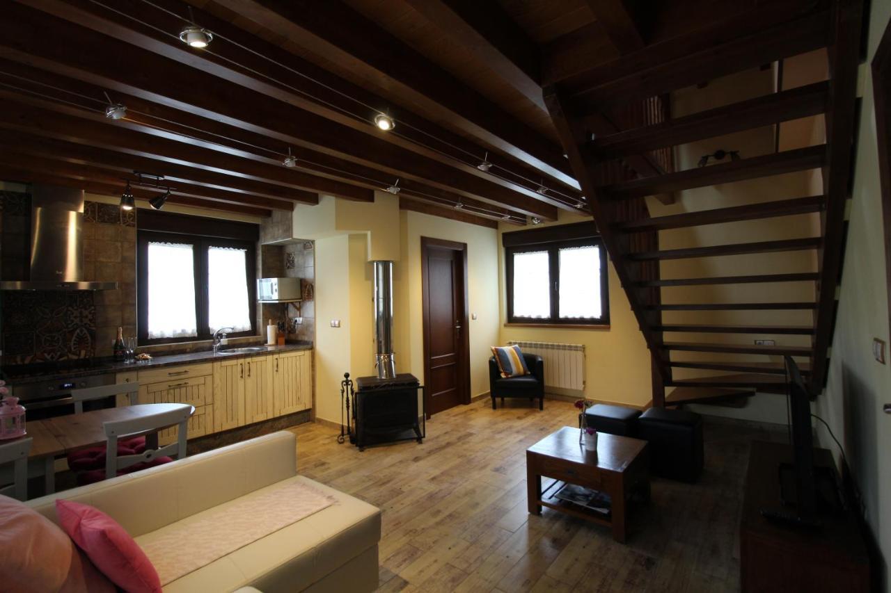 Apartamentos Rurales La Aguilera Oviñana Buitenkant foto