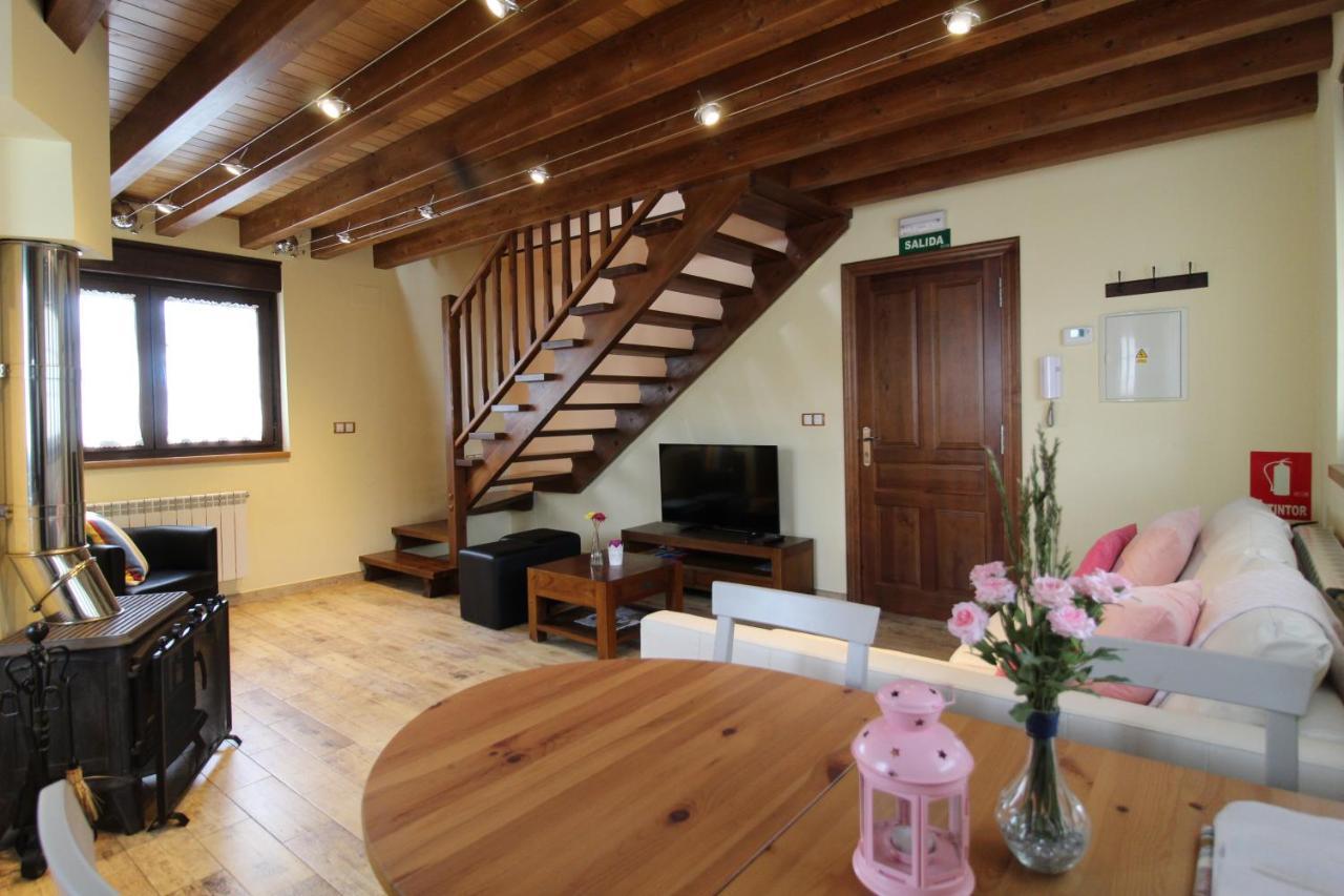 Apartamentos Rurales La Aguilera Oviñana Buitenkant foto