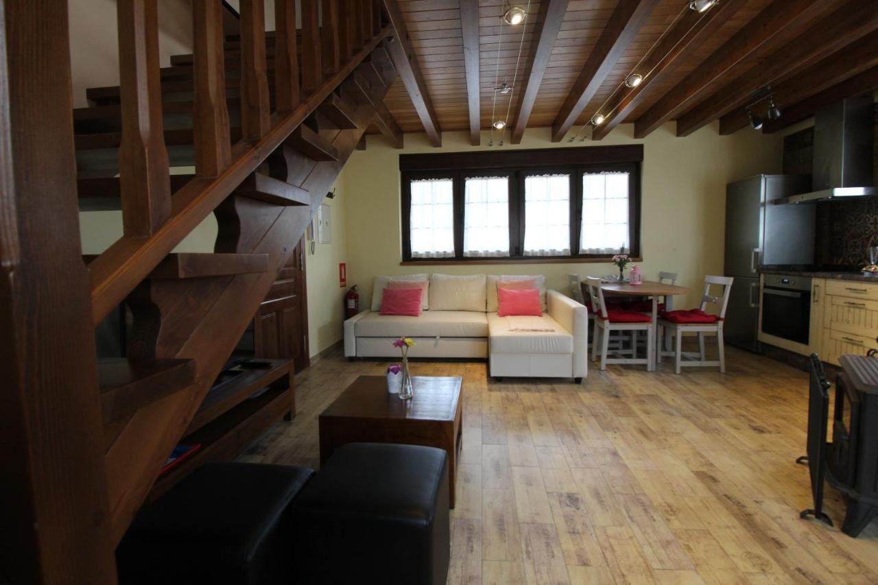 Apartamentos Rurales La Aguilera Oviñana Buitenkant foto