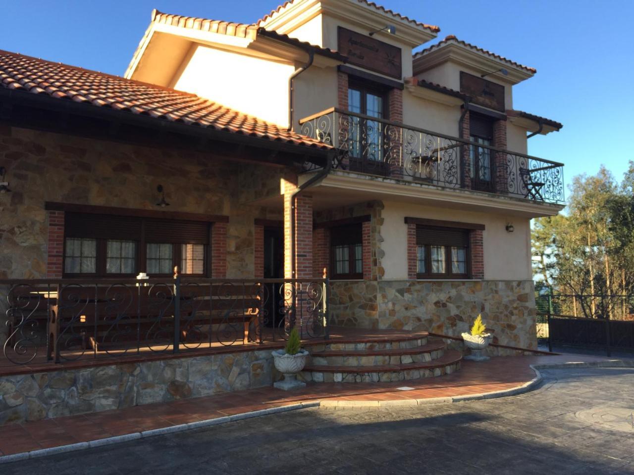 Apartamentos Rurales La Aguilera Oviñana Buitenkant foto