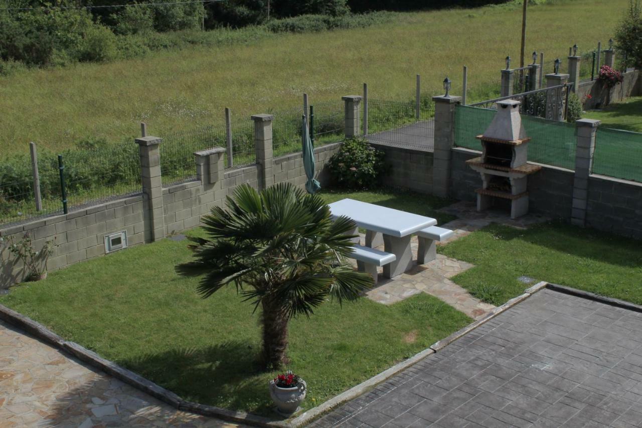Apartamentos Rurales La Aguilera Oviñana Buitenkant foto